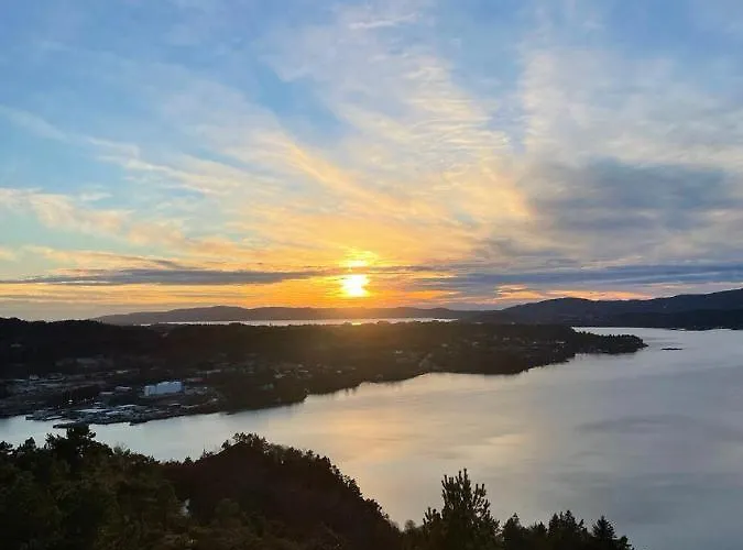 Apartman With Sea View! Bergen