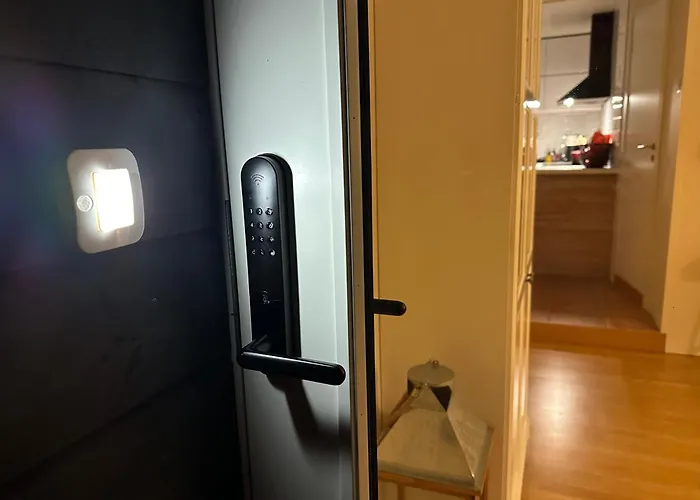 With Sea View! Apartman